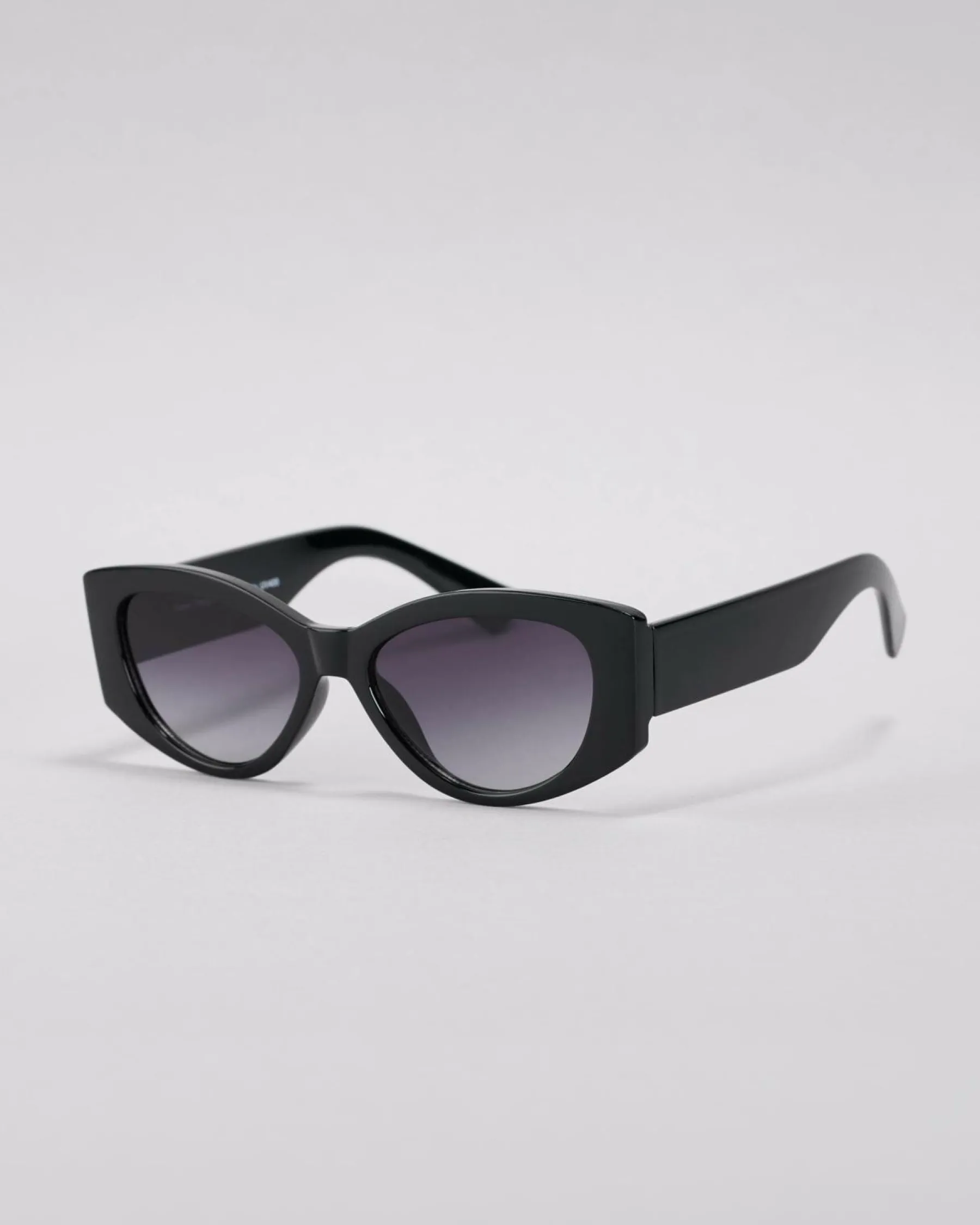 Sunglasses*Indie Eyewear Avery Sunglasses Black/smk