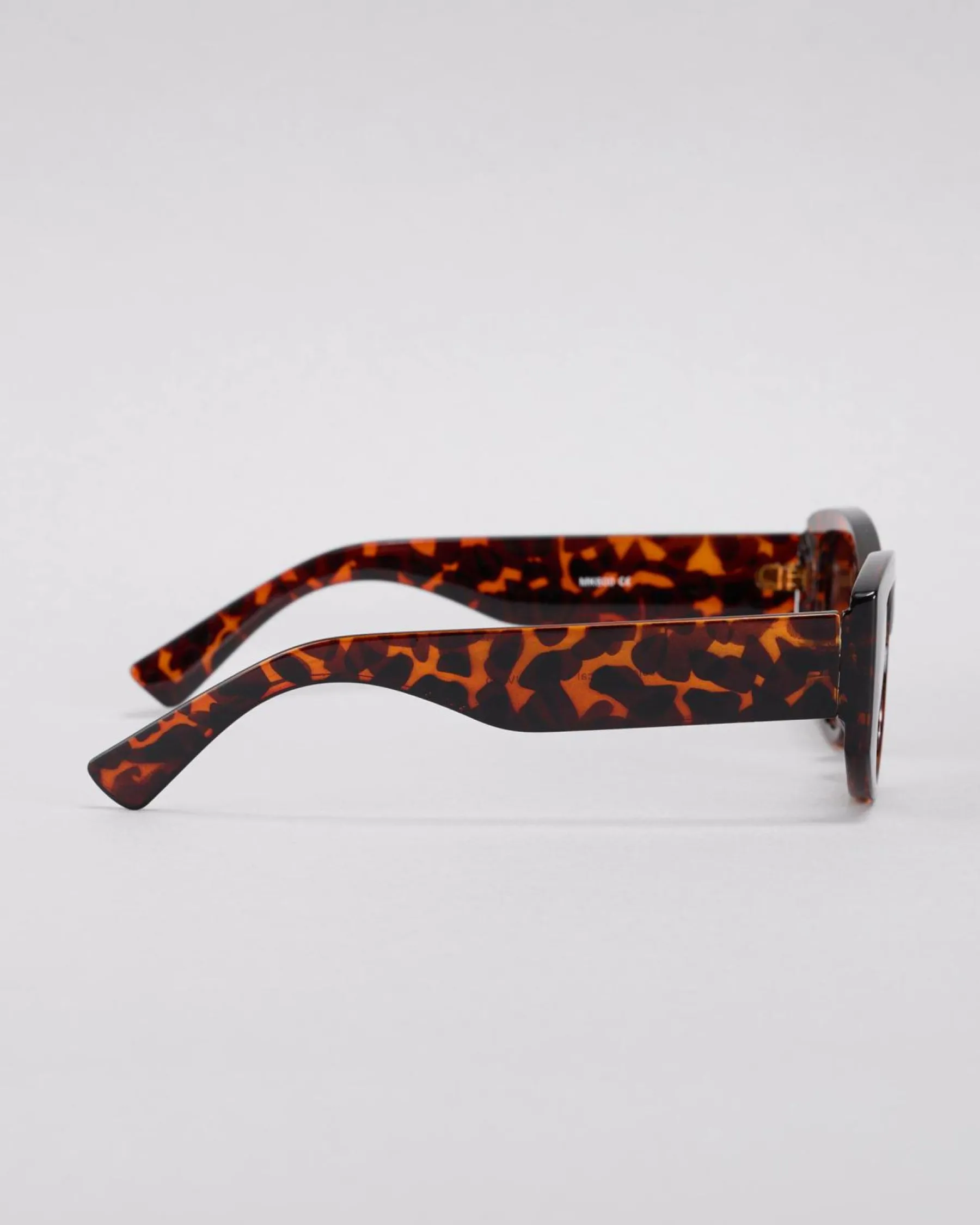 Sunglasses*Indie Eyewear Avery Sunglasses Tort/gd Brn