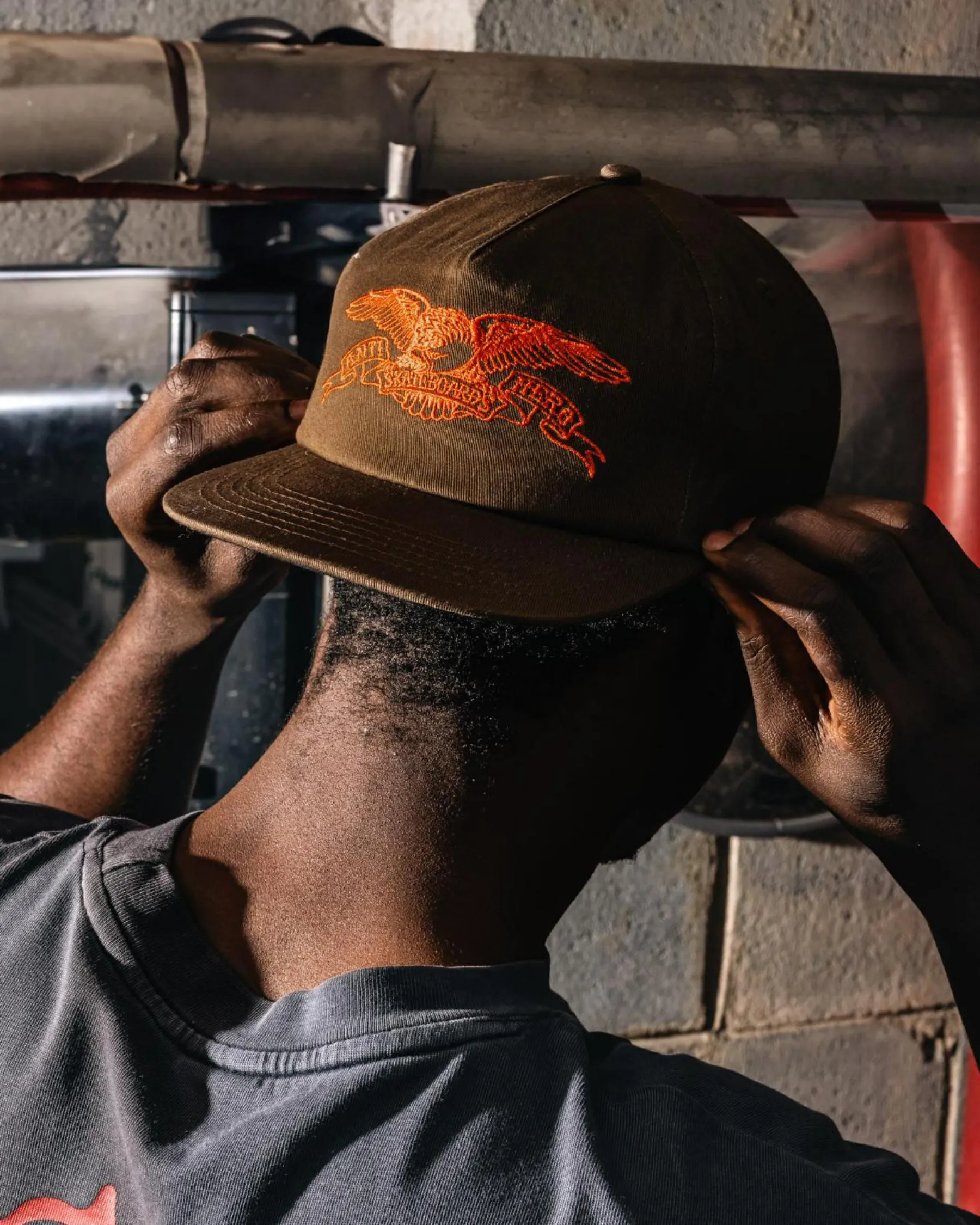 Headwear*Antihero Basic Eagle Snapback Cap Brown/orange