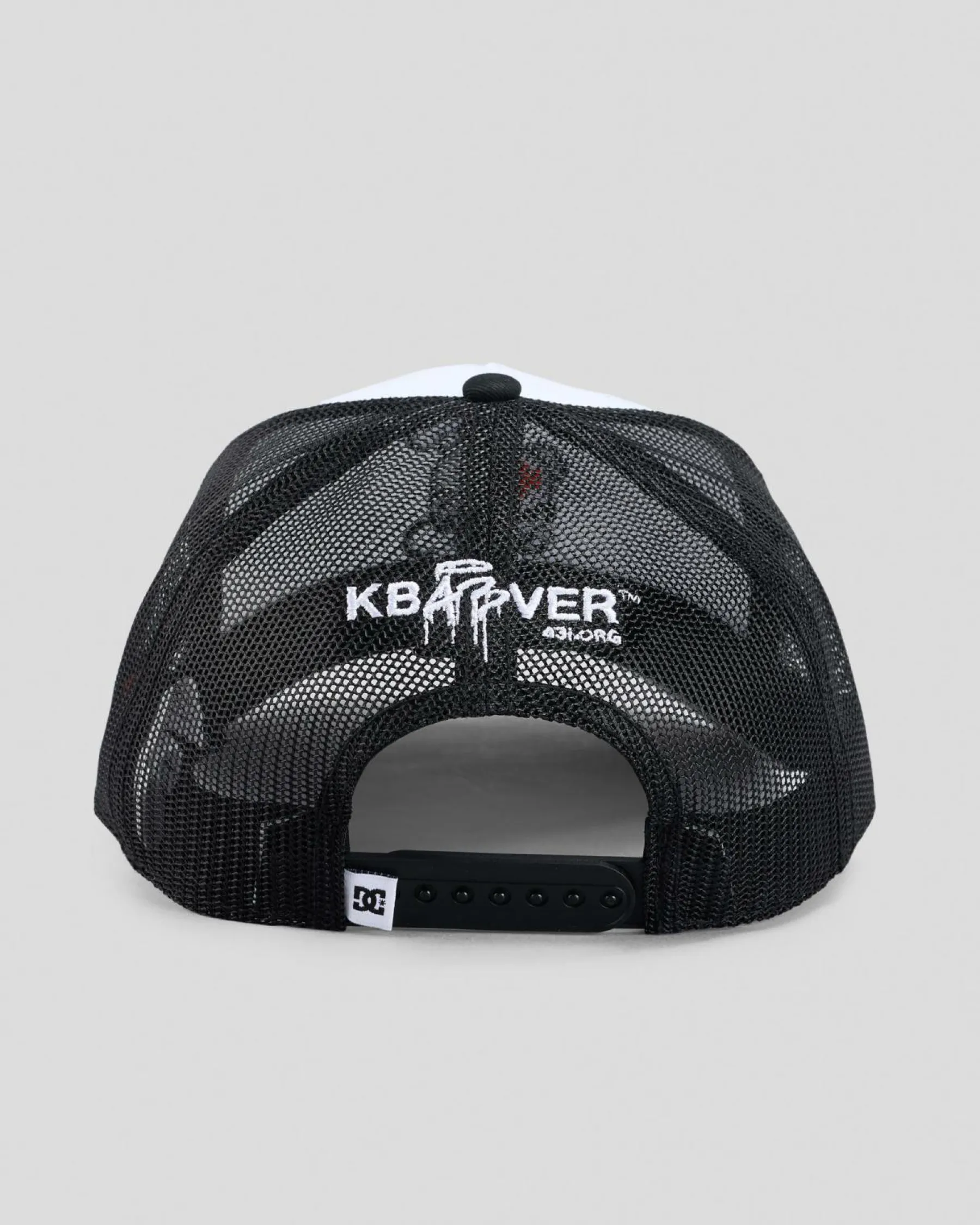 Outlet Block Trucker Cap Headwear