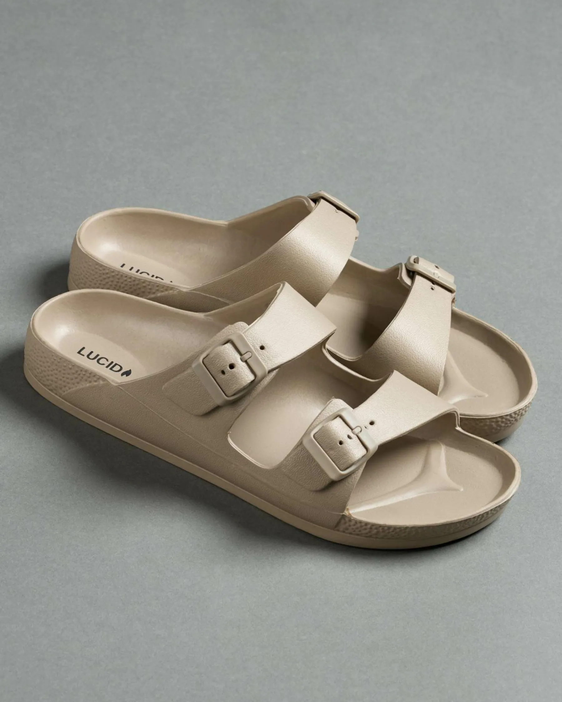 Flip Flops & Sandals*Lucid Cortina Sandals Mushroom