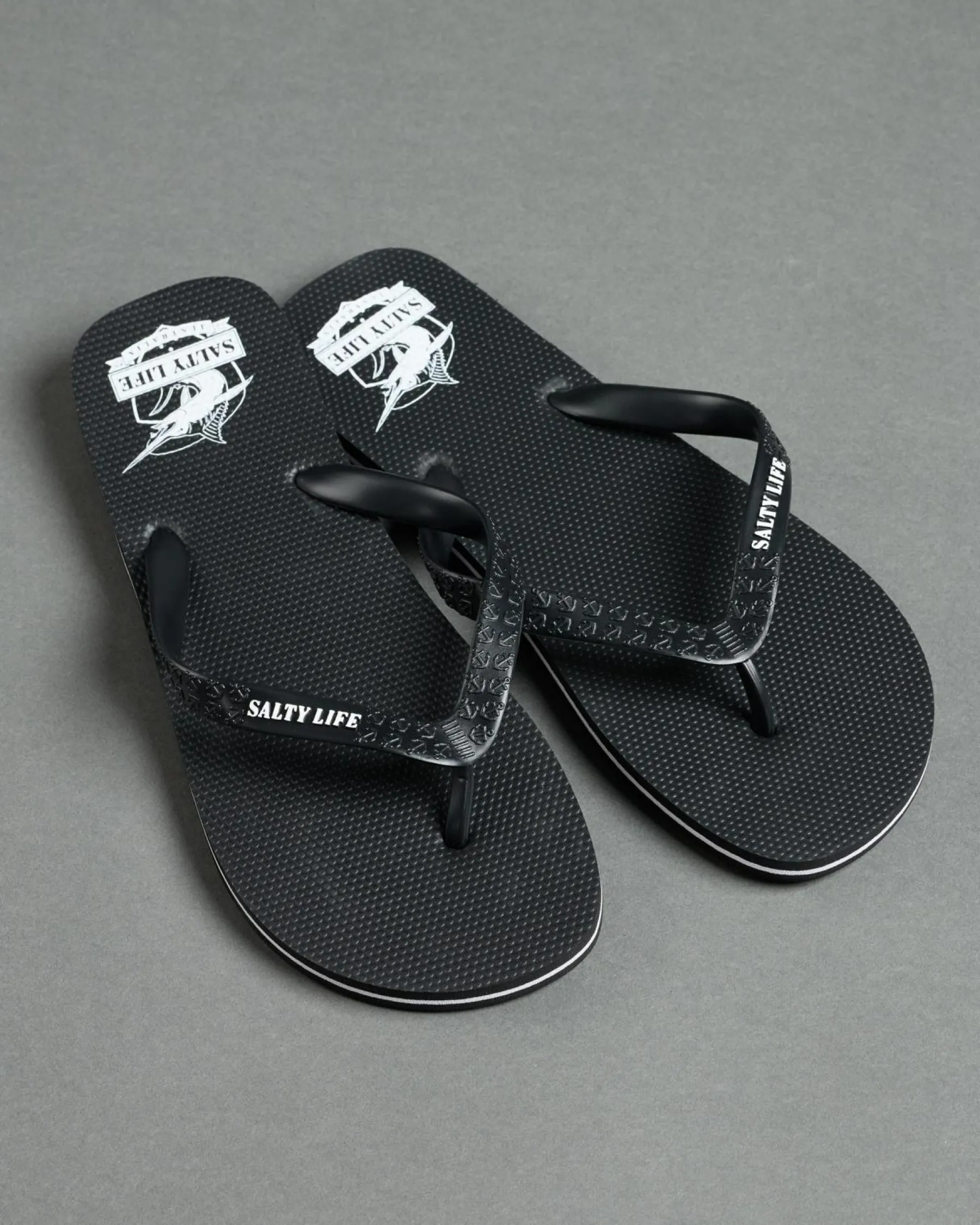 Clearance Crested Thongs Flip Flops & Sandals