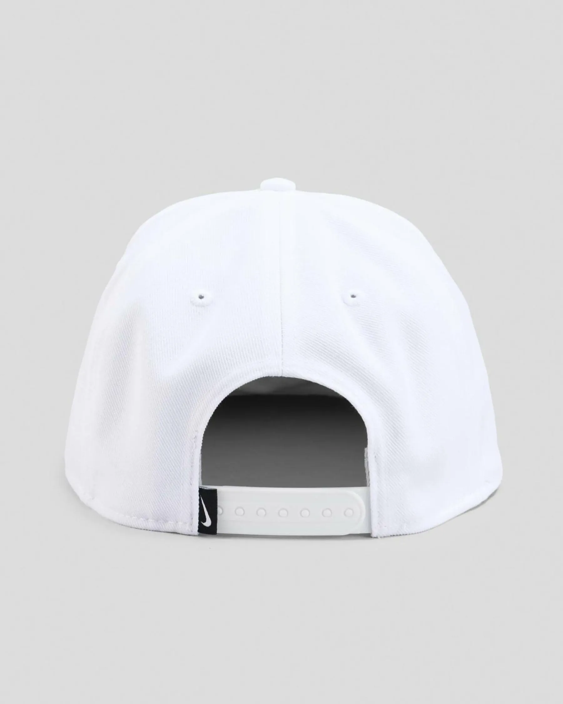 Headwear*Nike Dri-FIT Pro Futura Snapback Cap White/black
