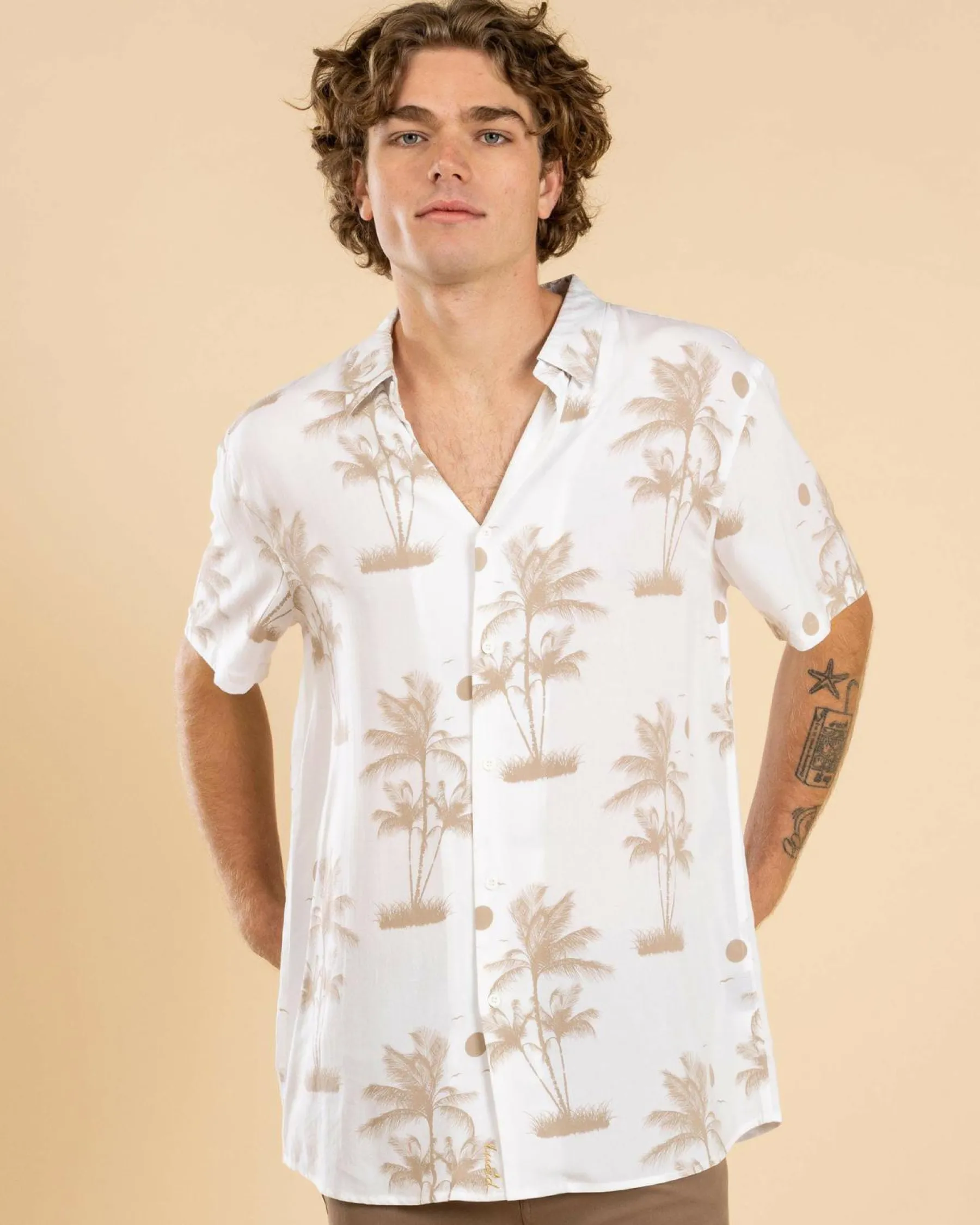 Tops & T-Shirts*Lucid Escapade Short Sleeve Shirt Tan - White