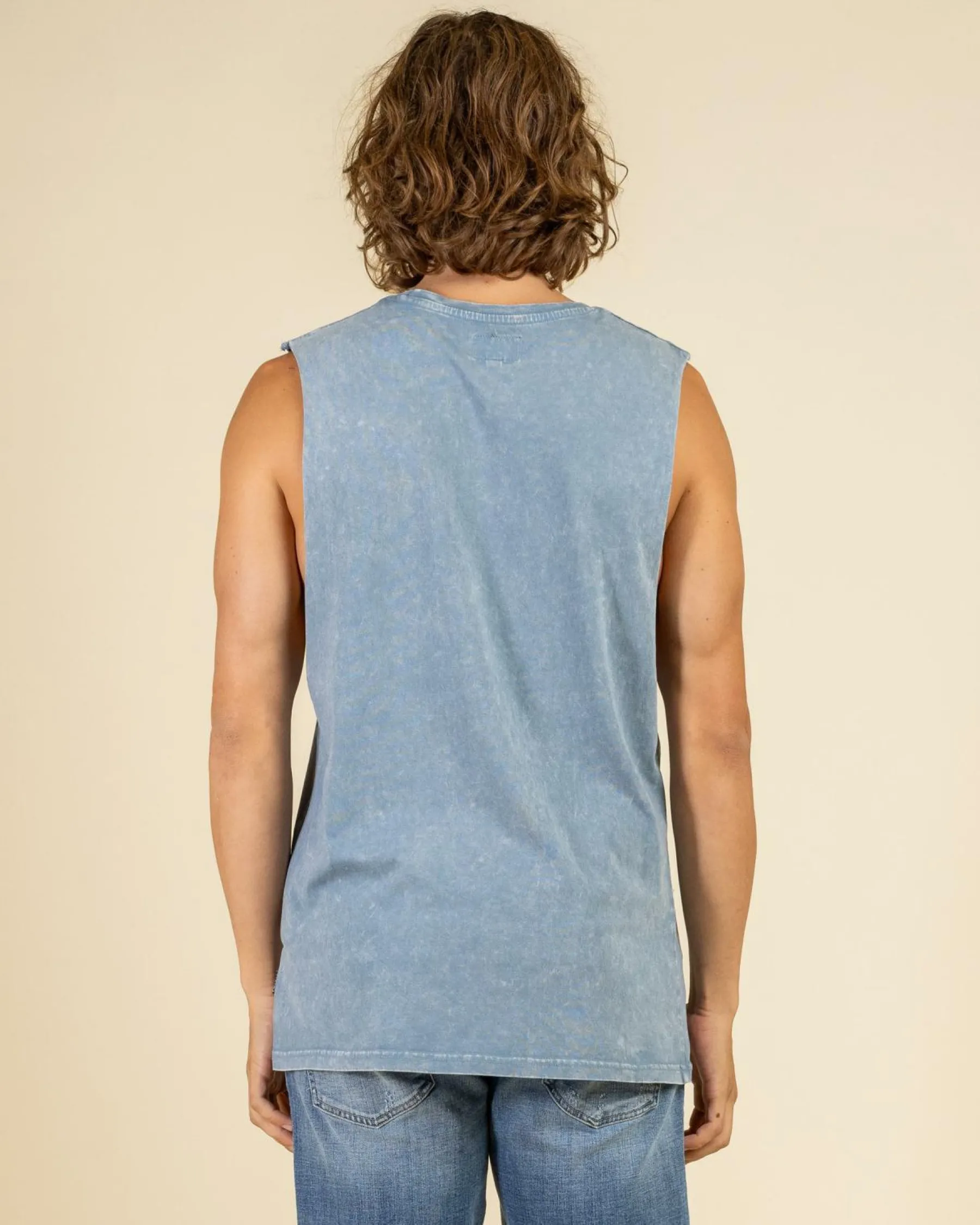 Essential Muscle Tank Tops & T-Shirts