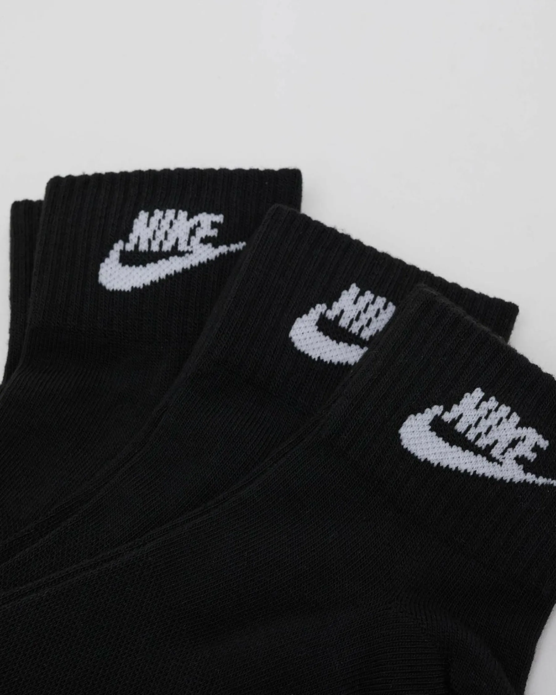 Socks*Nike Everyday Essential Ankle Socks 3 Pack Black/white