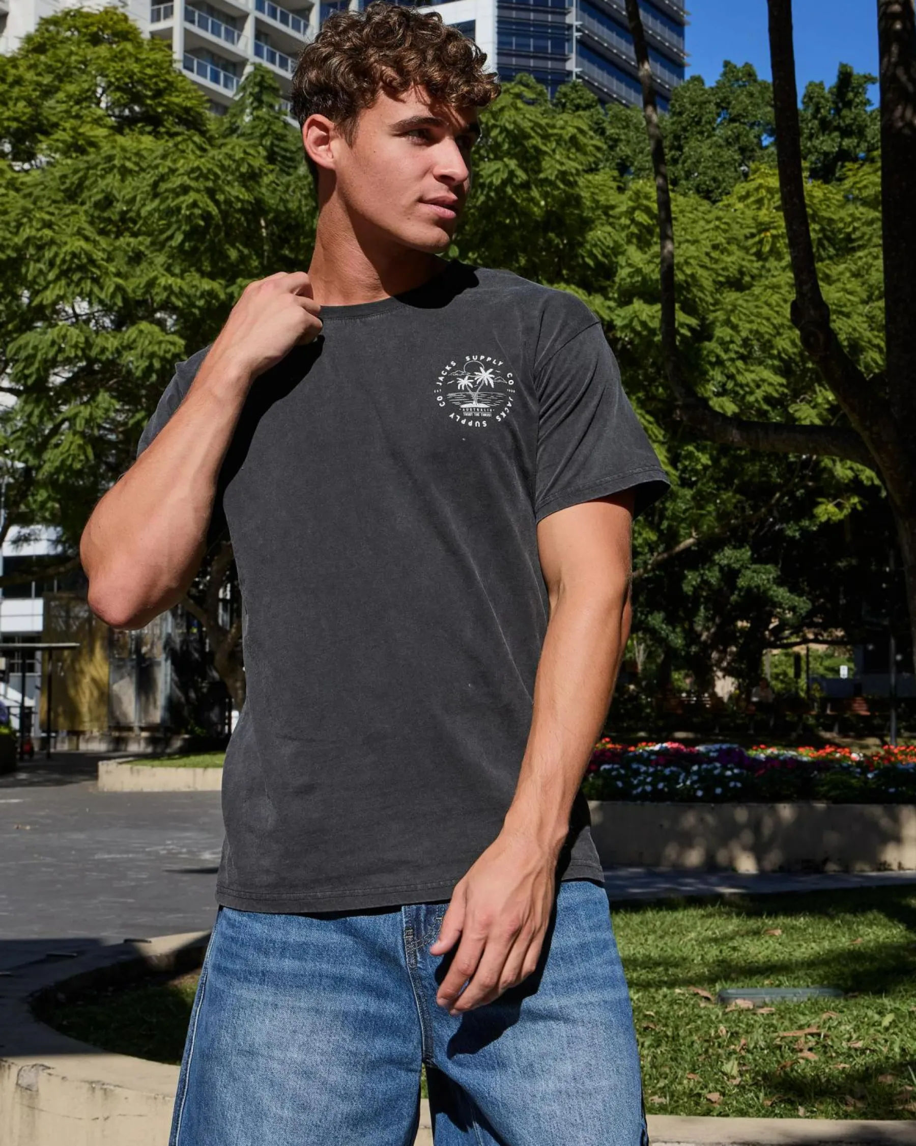 Find Paradise T-Shirt Tops & T-Shirts