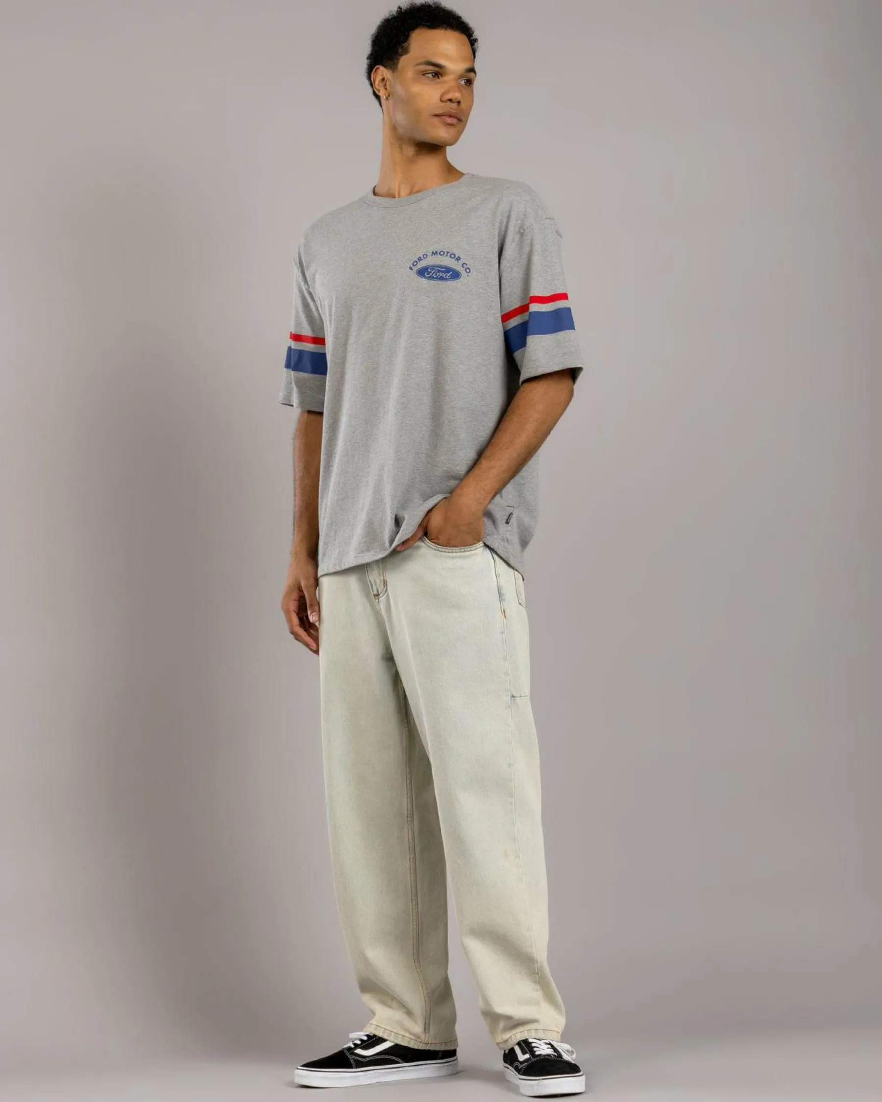 Tops & T-Shirts*Brixton Ford Truck Country Jersey T-Shirt Heather Grey