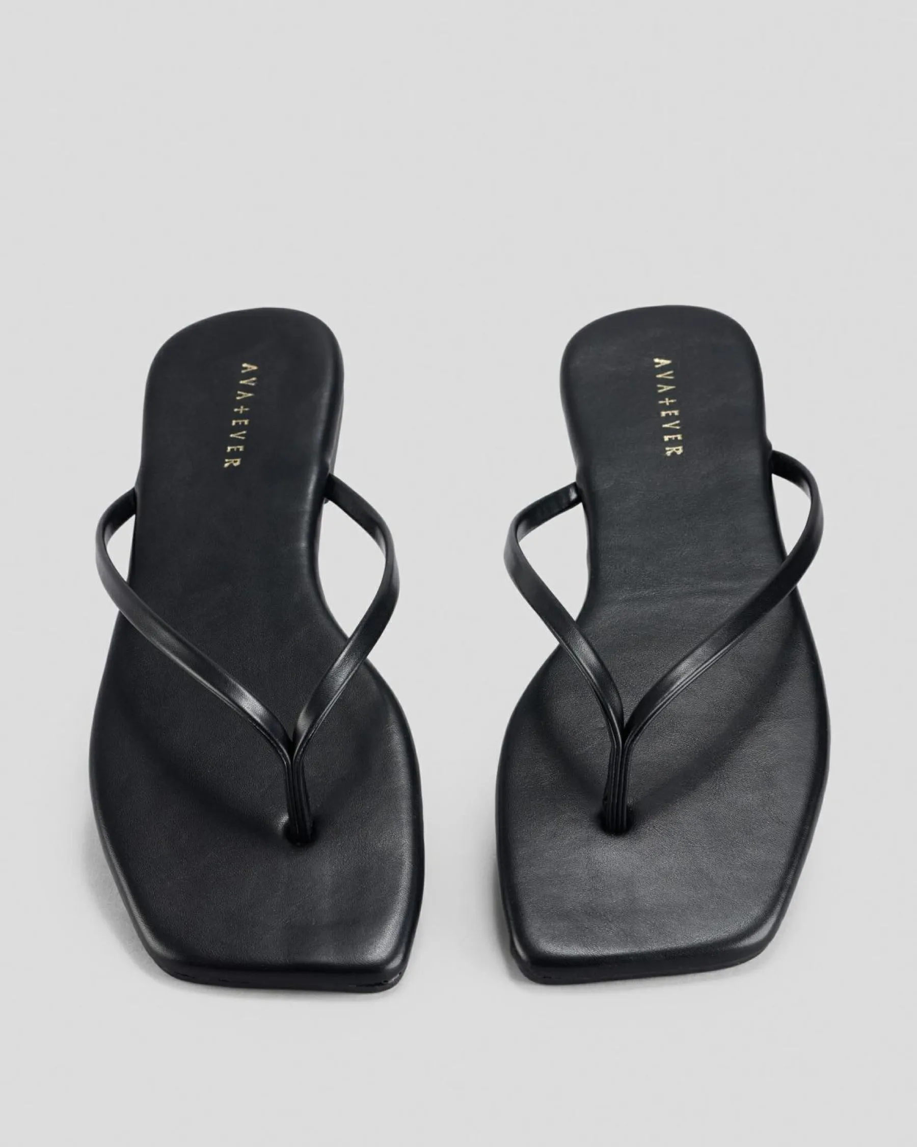 Slides*Ava And Ever Gigi Thong Slide Sandals Black