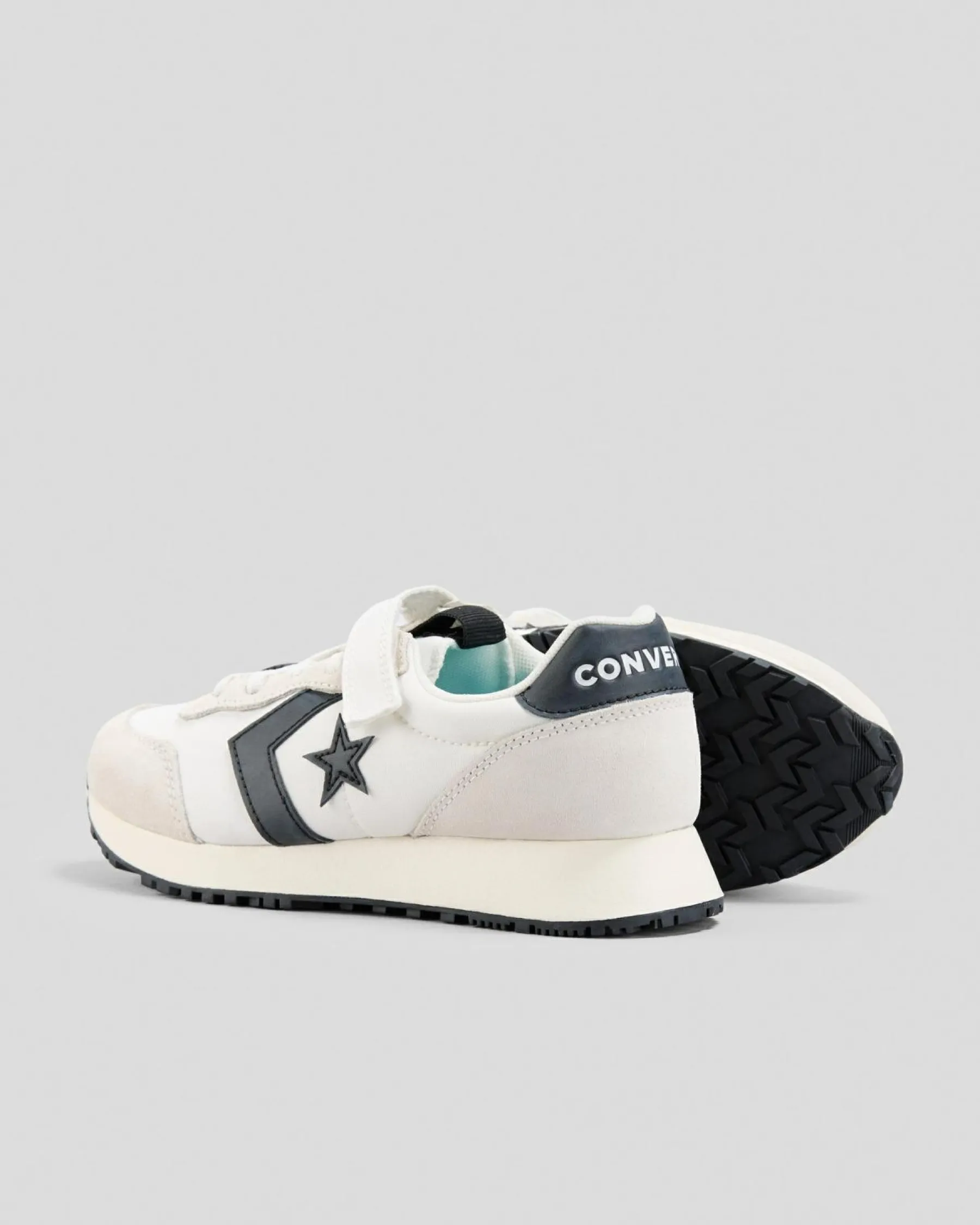 Sneakers*Converse Girls' Omega Trainer Easy On Shoes Vintage White/black/vintage White