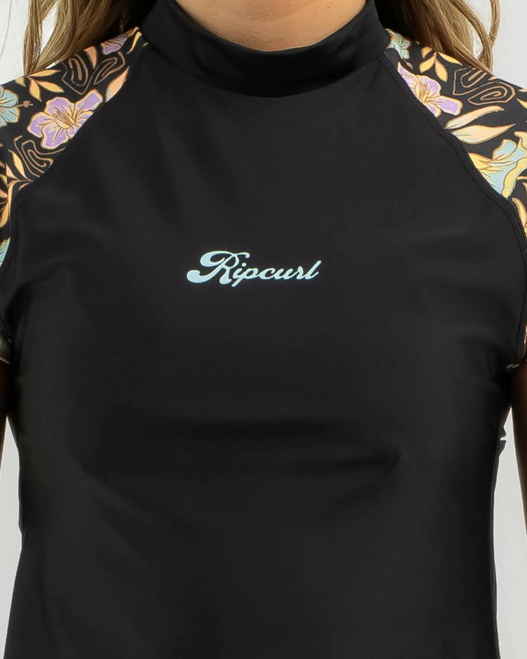 Rash Vests*Rip Curl Hidden Tropics Cap Sleeve Rash Vest Black