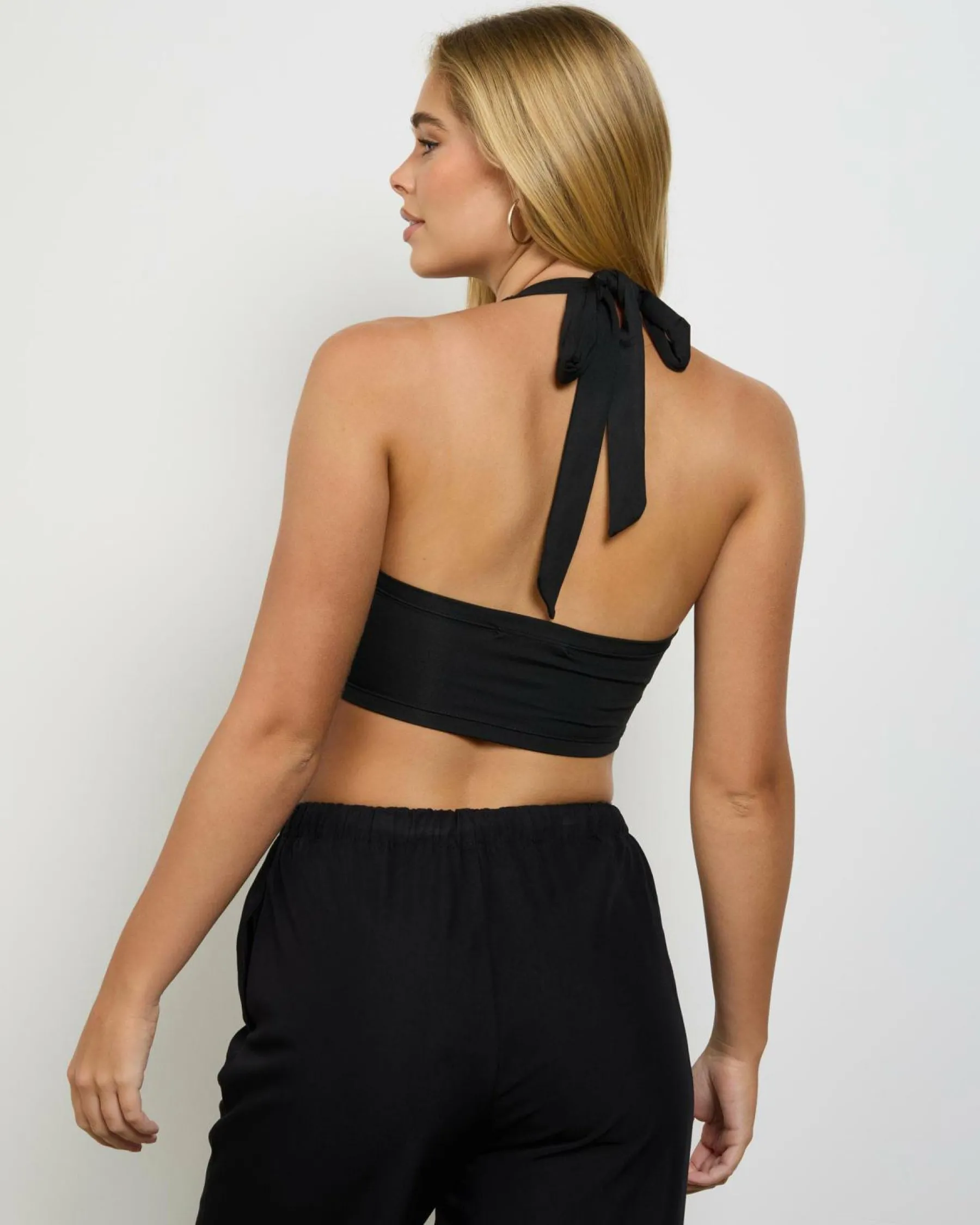 Tops*Ava And Ever Ilah Halter Top Black