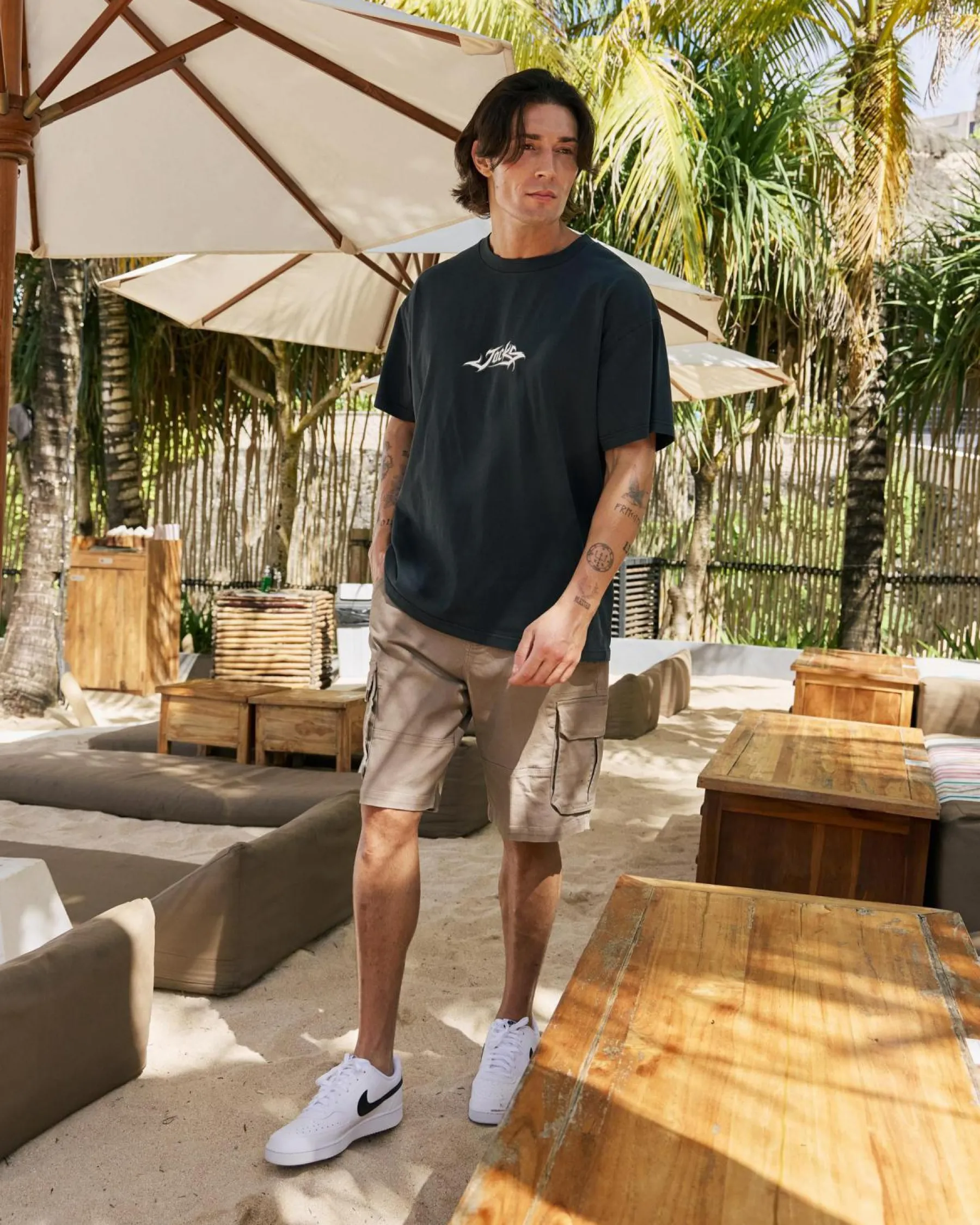 Best Limit Cargo Walk Shorts Shorts & Bottoms