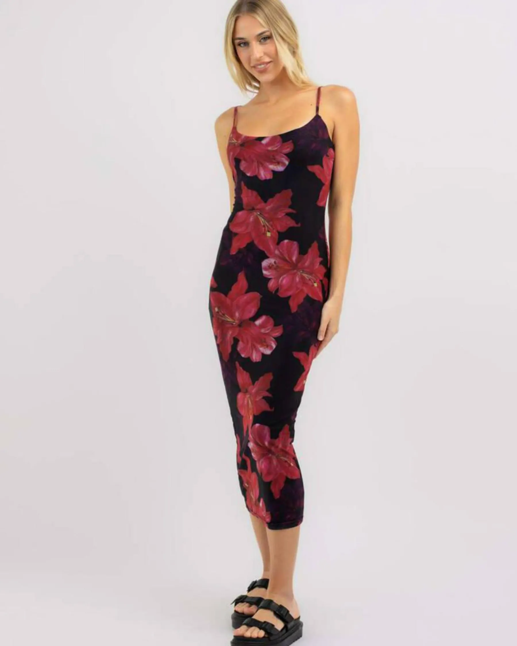 Dresses*Ava And Ever Mayson Midi Dress Red