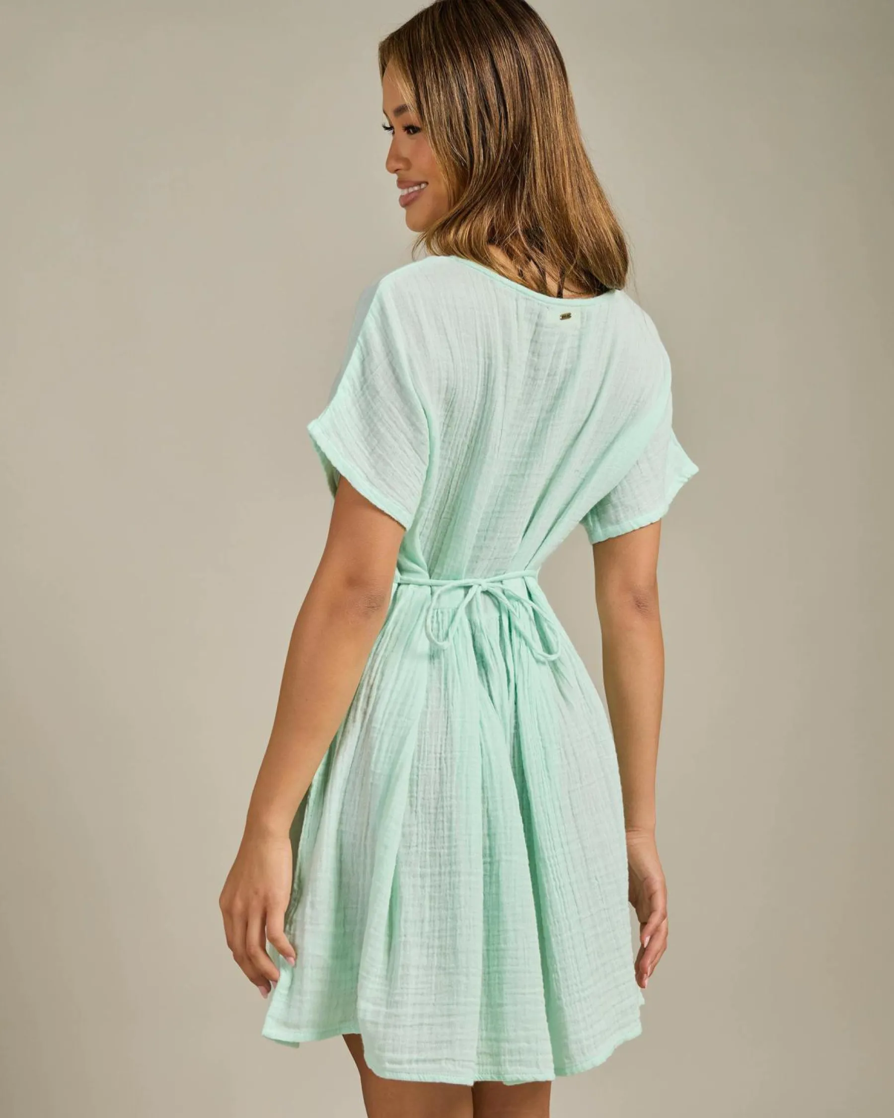 Outlet Premium Surf Short Sleeve Dress Women Dresses
