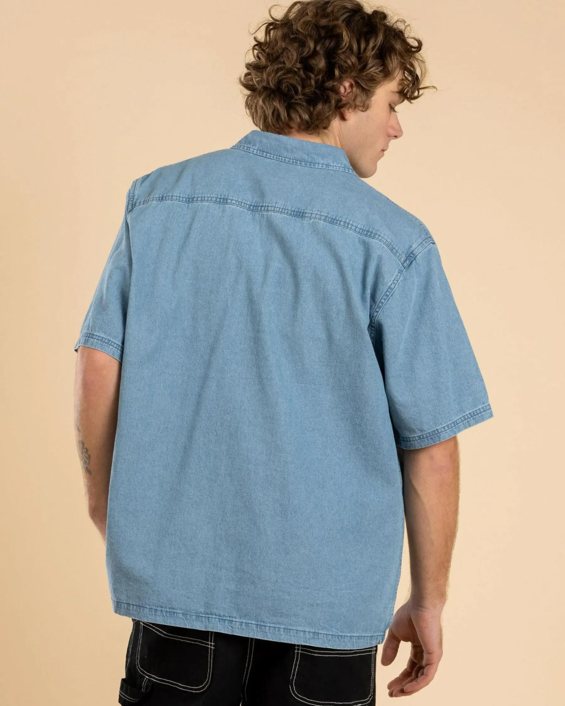 Tops & T-Shirts*Rip Curl Raw Energy Denim Short Sleeve Shirt Blue Wind