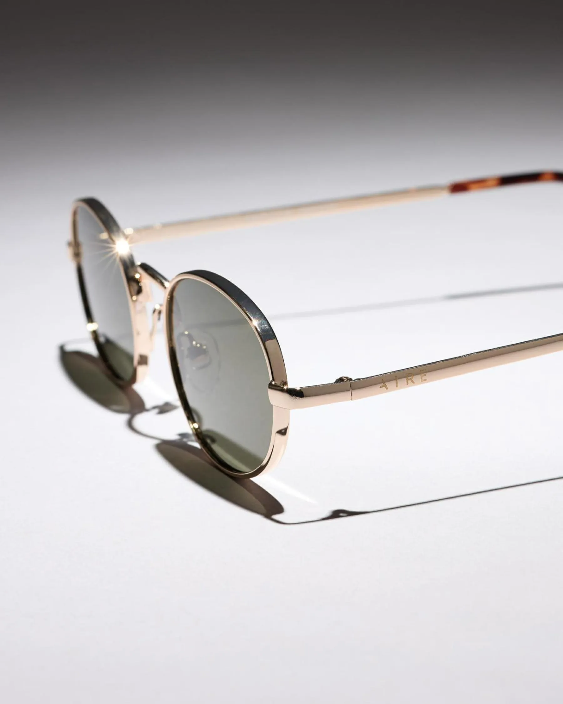 Sunglasses*Aire Regulus Sunglasses Gold/green Mono