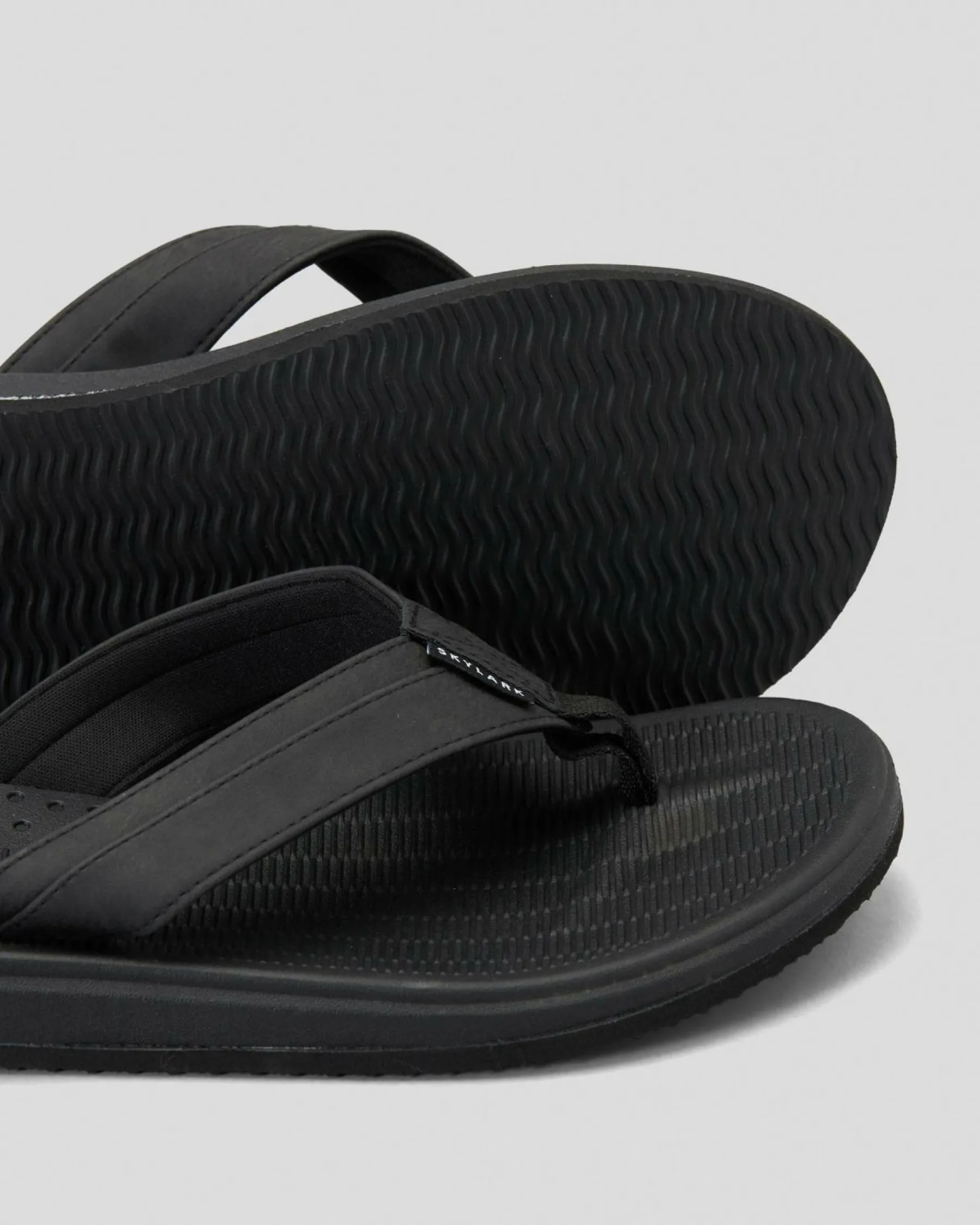 Flip Flops & Sandals*Skylark Ripple Sandals Black