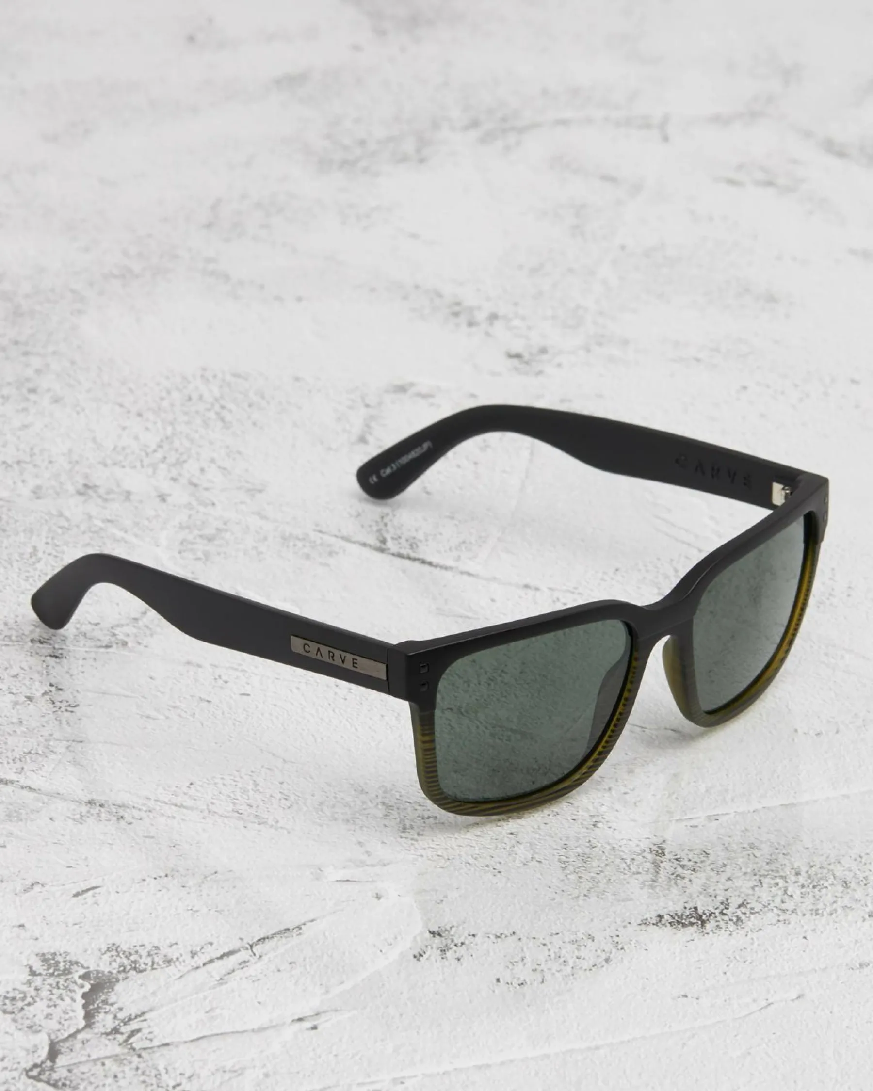 Sunglasses*Carve Rival XL Polarised Sunglasses Matte Black / Olive Polar