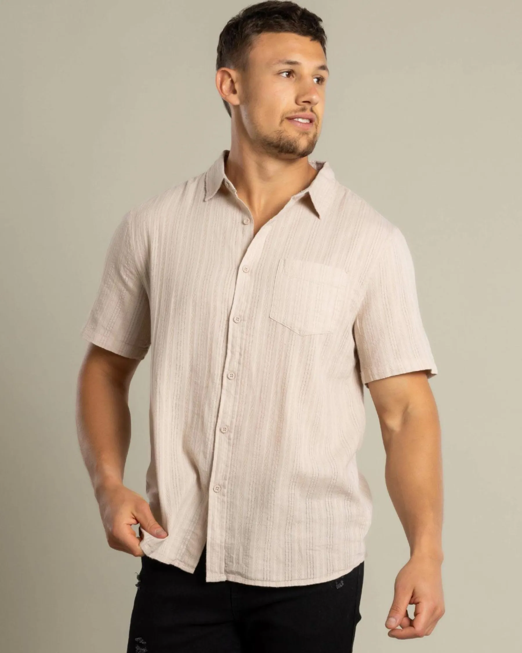Online Saga Short Sleeve Shirt Tops & T-Shirts