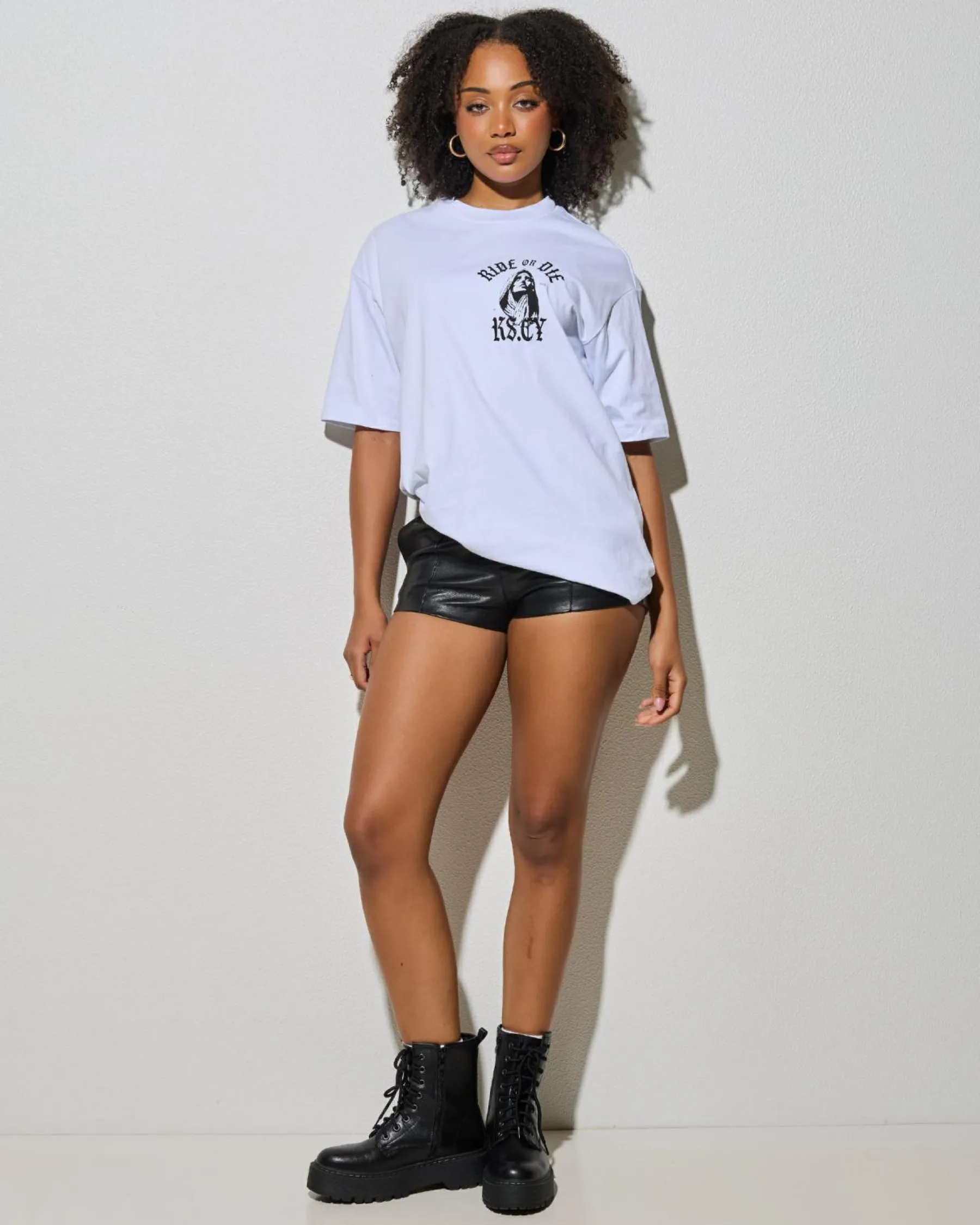 Tops*Kiss Chacey Saint Box Fit T-Shirt Optical White