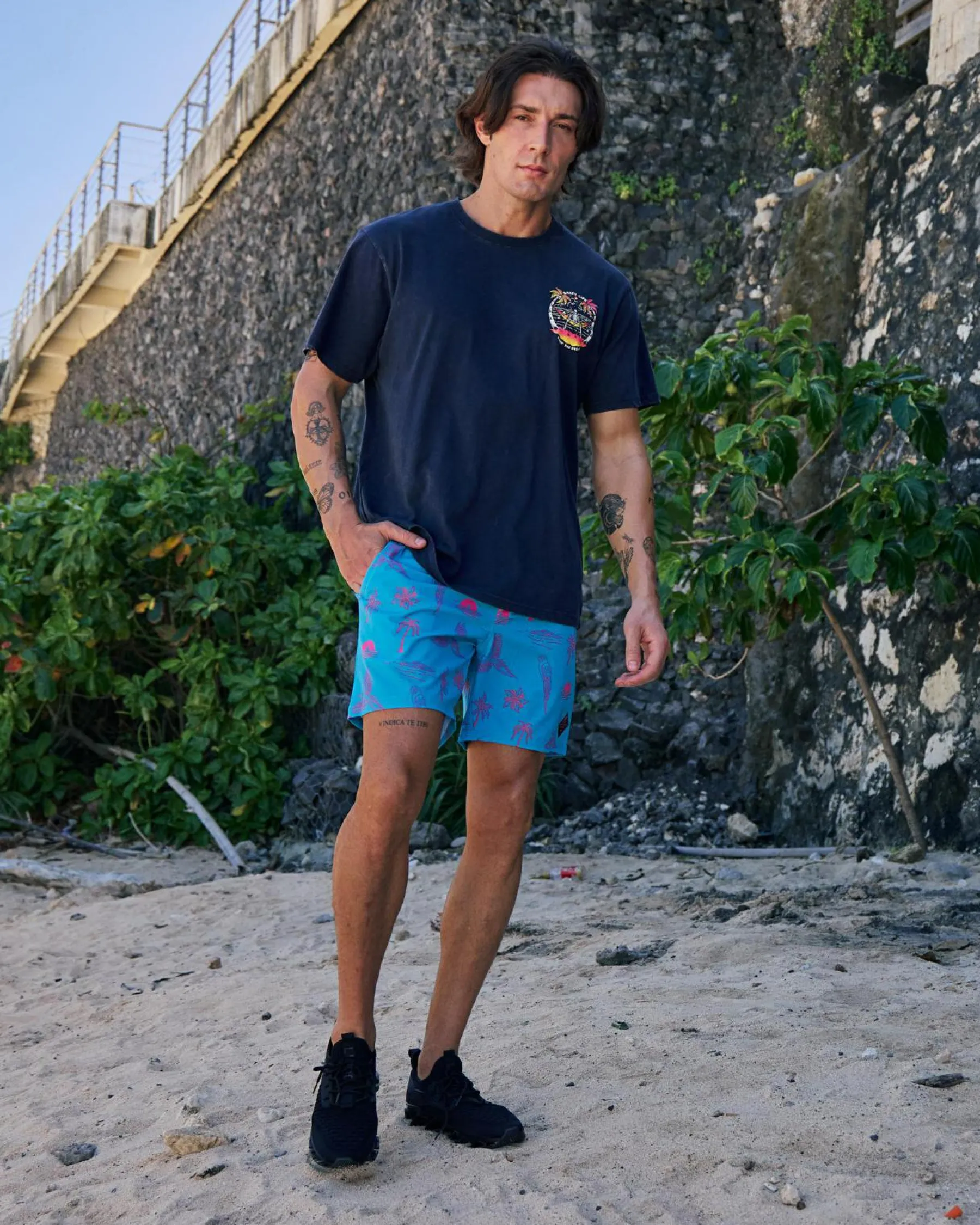 Clearance Shipwreck T-Shirt Tops & T-Shirts