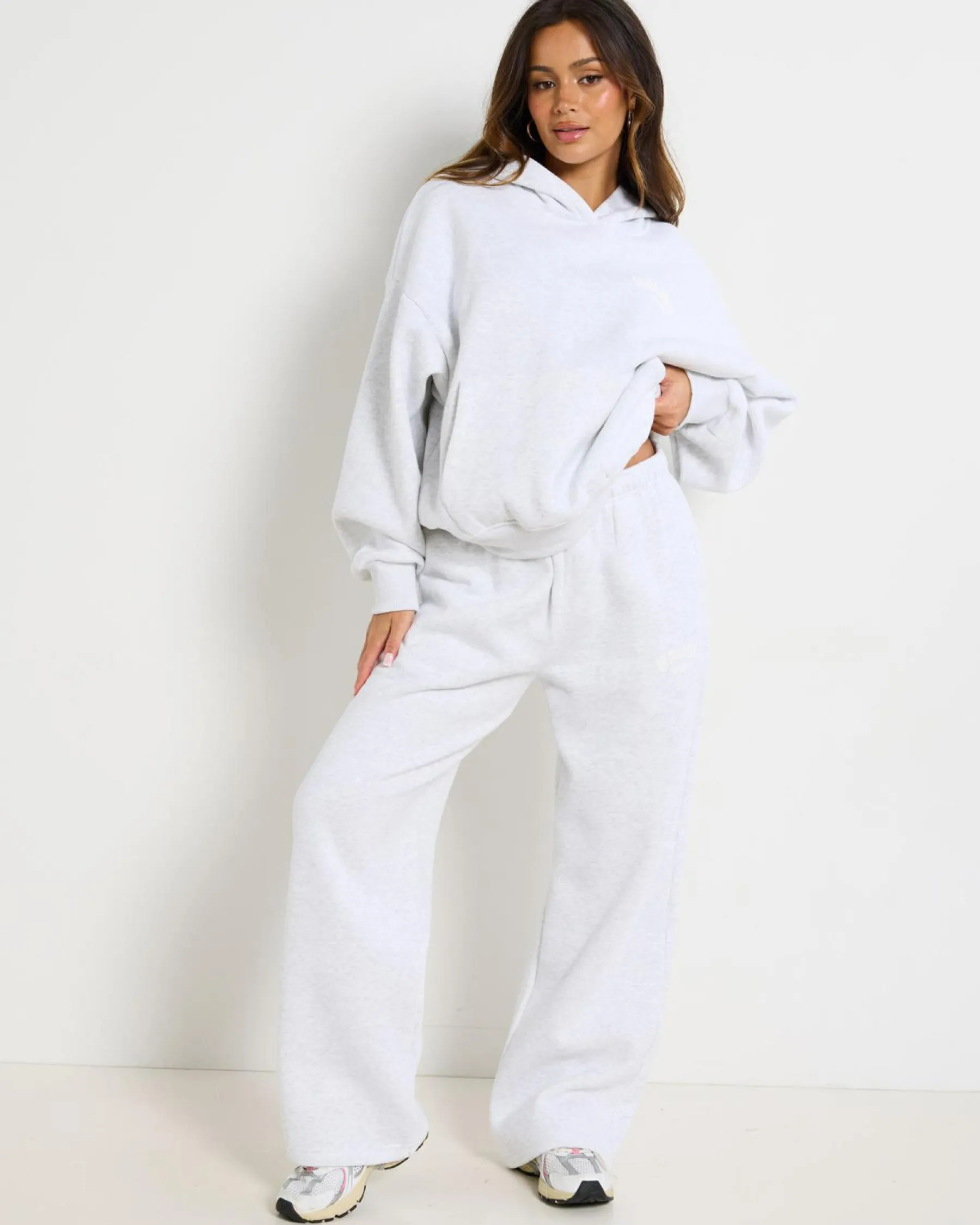 Sets|Activewear*Malibu Lounge Sweatpant Heather Grey/white