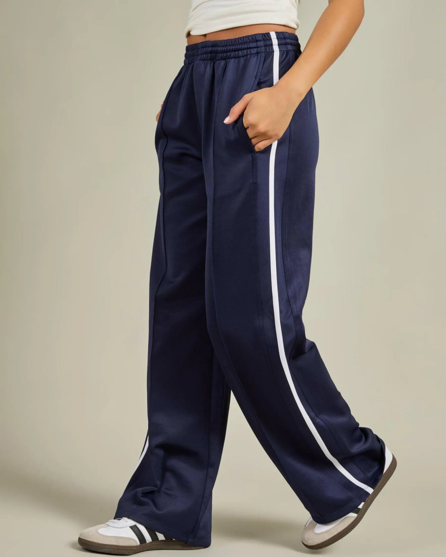 Bottoms*Ava And Ever Tia Pants Navy/white