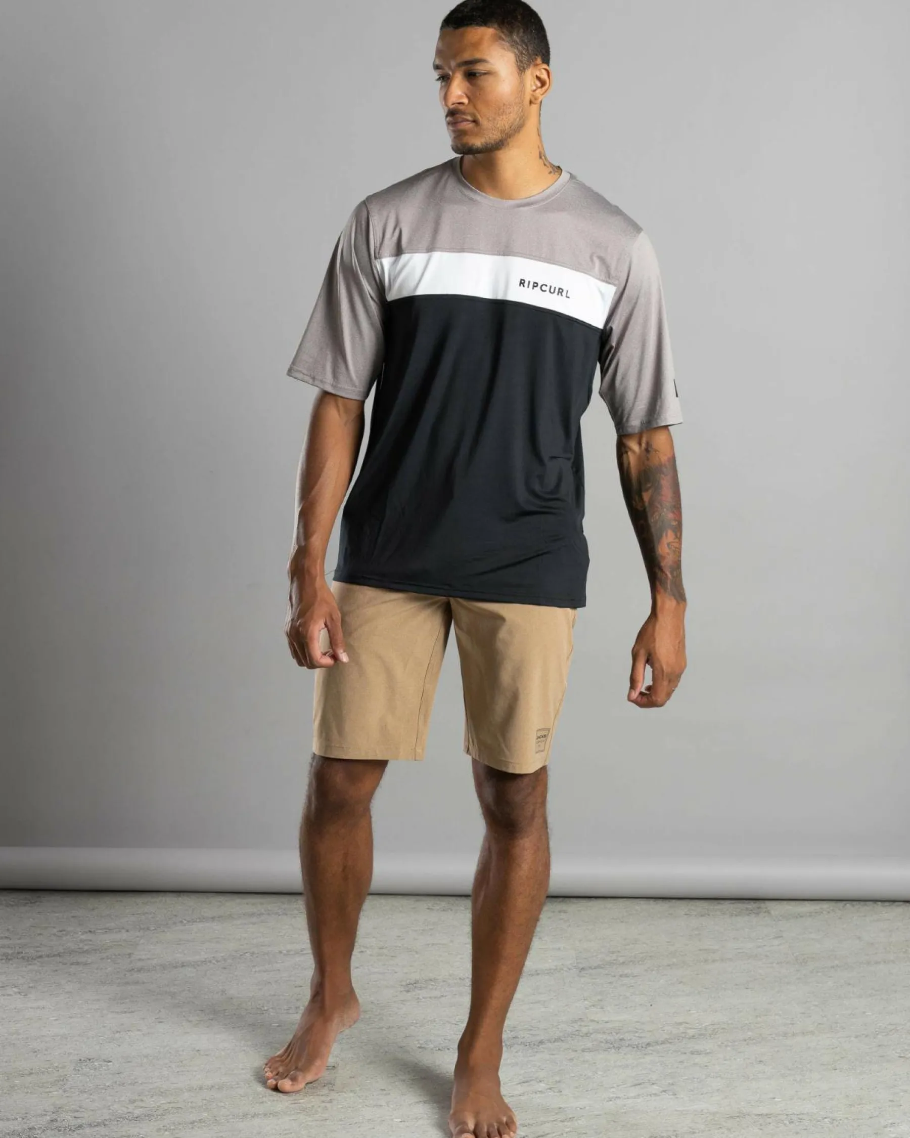 Rashies*Rip Curl Undertow Short Sleeve Rash Vest Black/ Grey