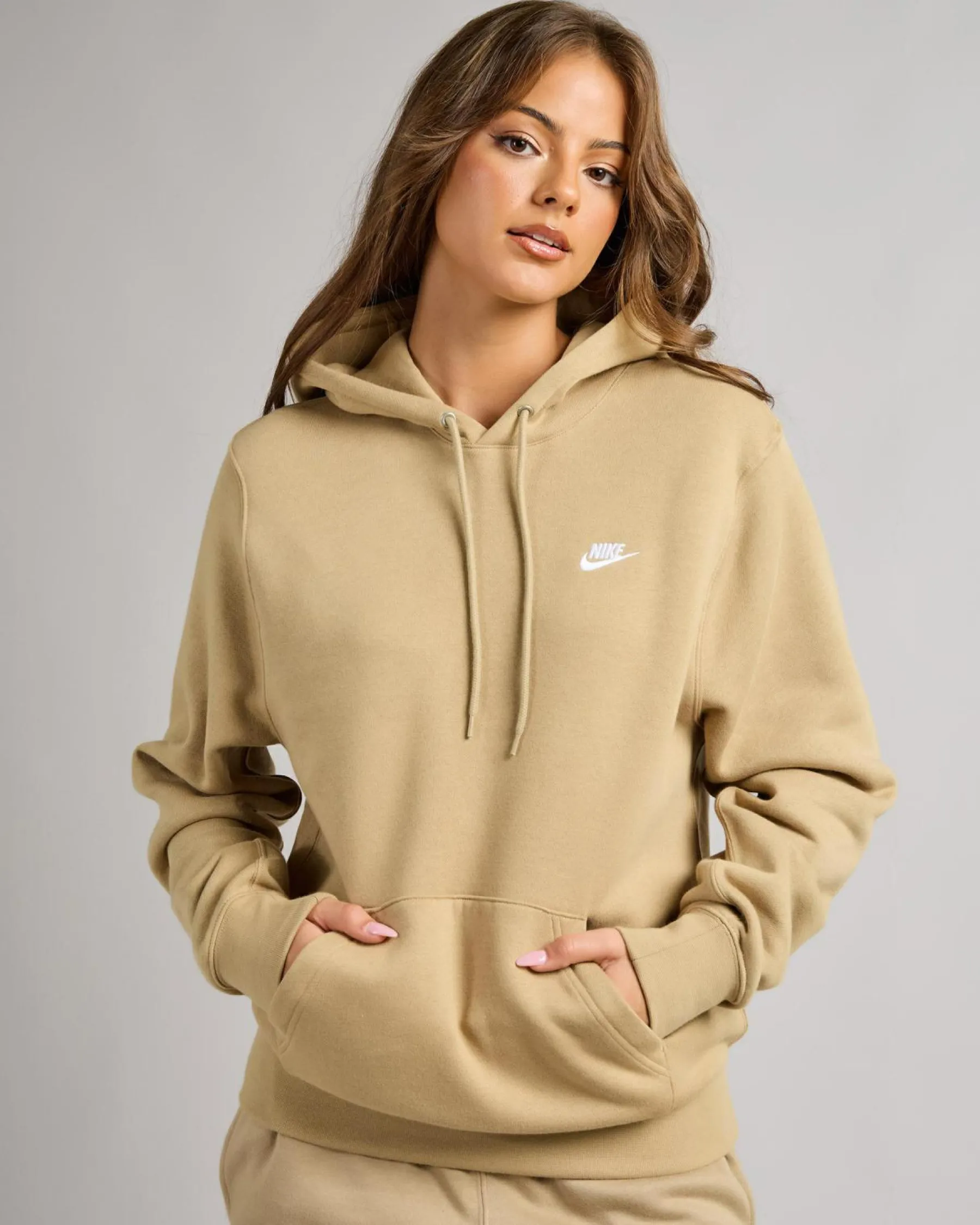 Sets|Jumpers & Hoodies*Nike Women's Club Pullover Hoodie Parachute Beige/parachute Beige/white